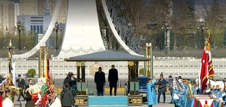 Cumhurbaşkanı Erdoğan, Endonezya Cumhurbaşkanı Subianto'yu resmi törenle karşıladı