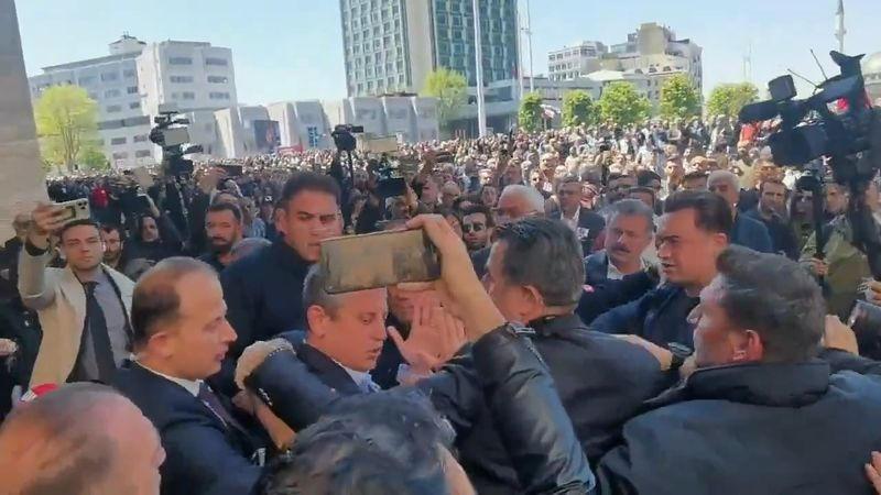 Son Dakika: Siyasilerden Özel'e geçmiş olsun telefonu
