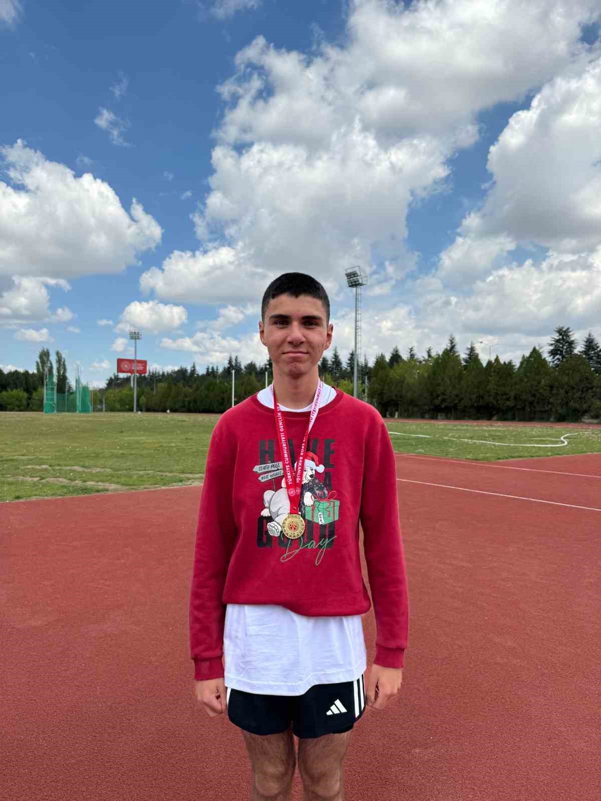 Eskişehirli özel sporculardan atletizmde büyük başarı