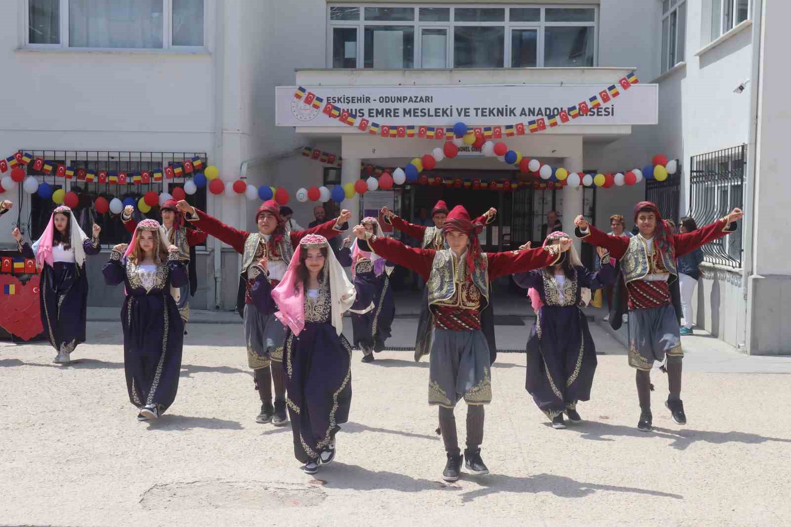 (ÖZEL) Eskişehir’e bin kilometre uzaktan kardeş okul geliyor