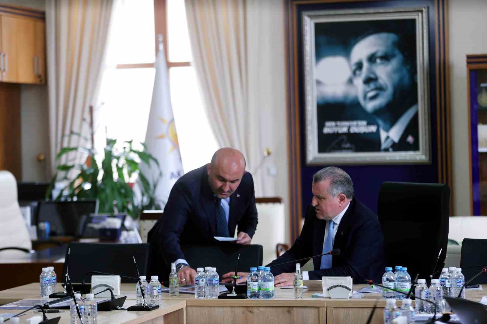 Gürhan Albayrak: 