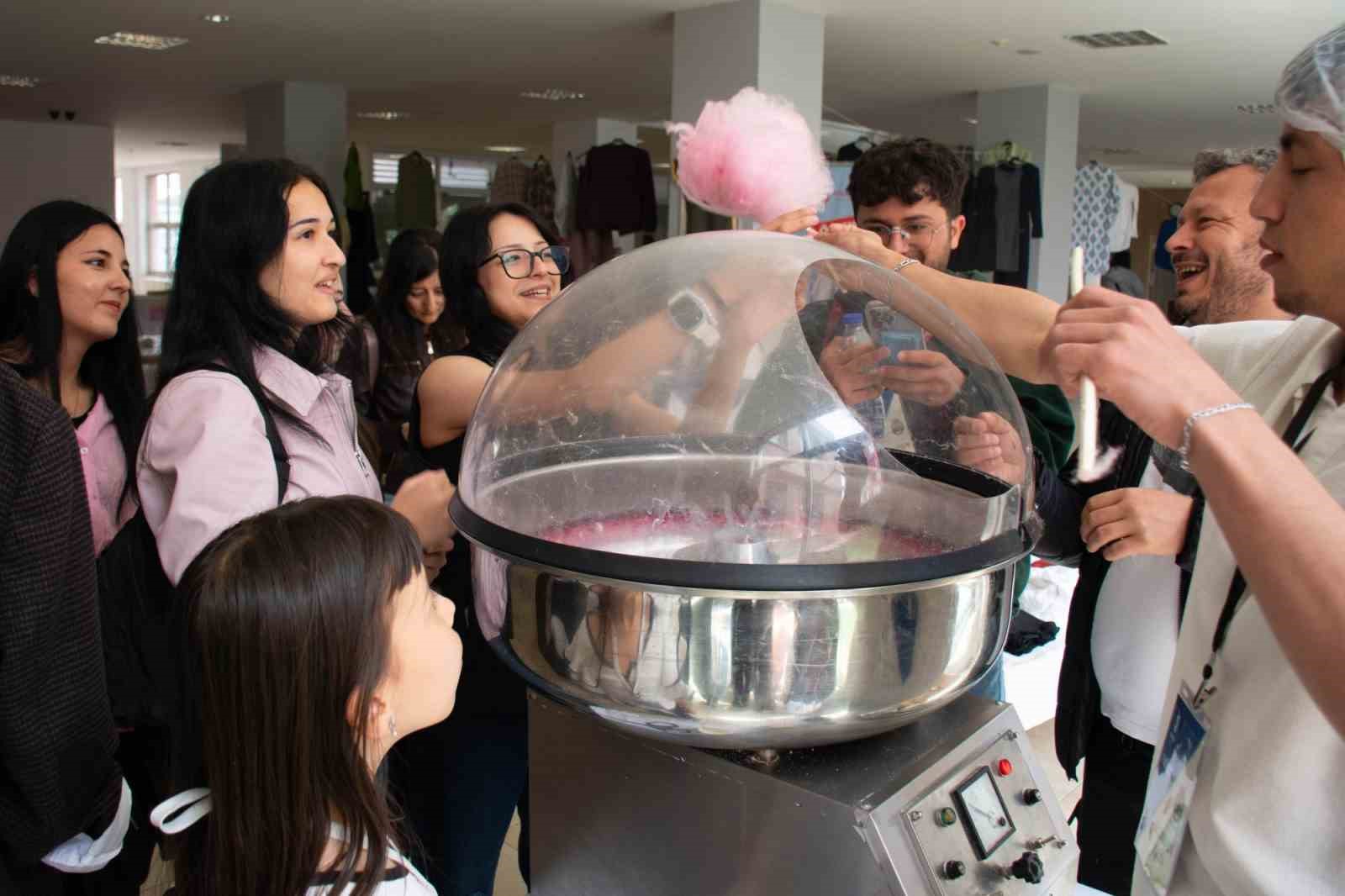 Anadolu Üniversitesi İBF’de İleri Takas pazarı kuruldu
