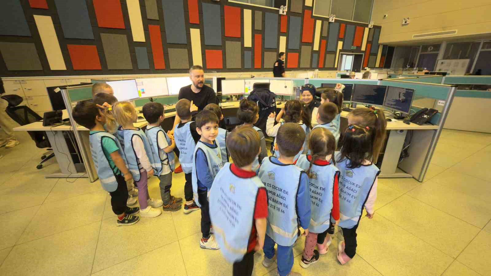Es Çocuk Evi’nin minikleri 112’yi keşfetti