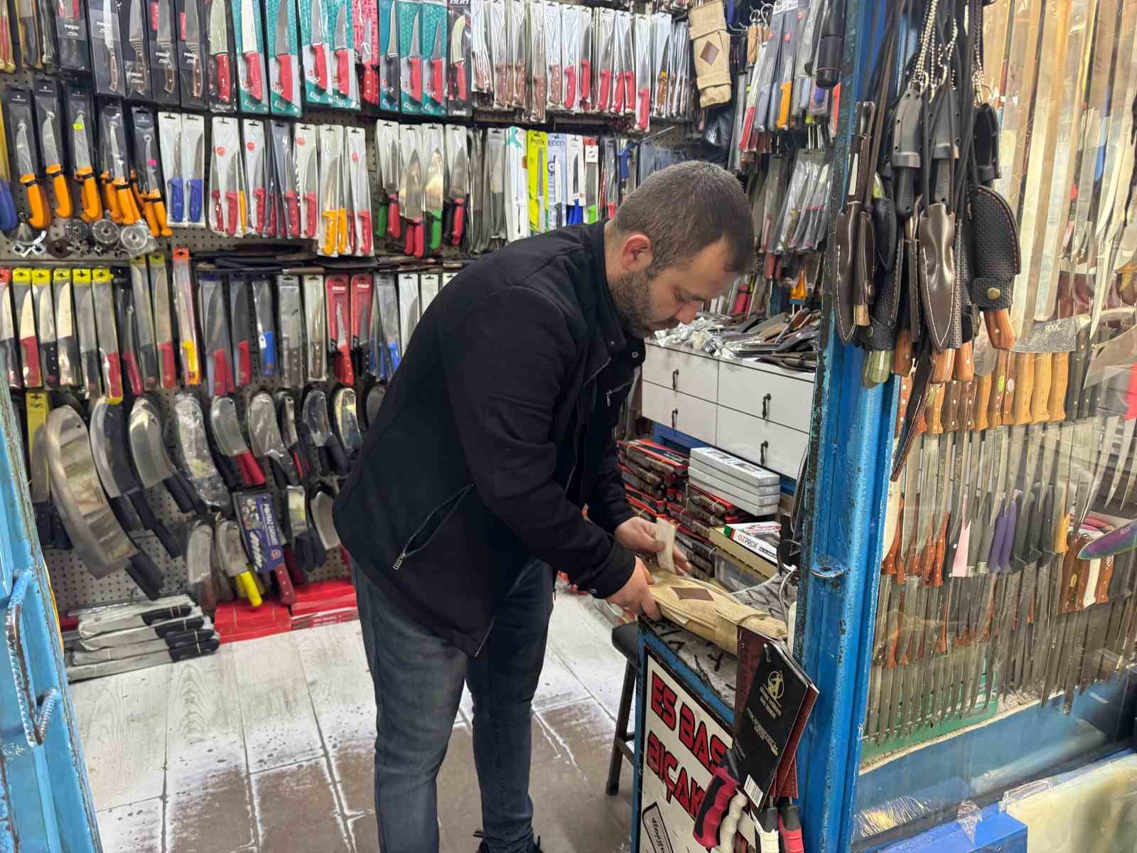 Eskişehir’de Kurban Bayramı öncesi bıçakçılarda hazırlık başladı