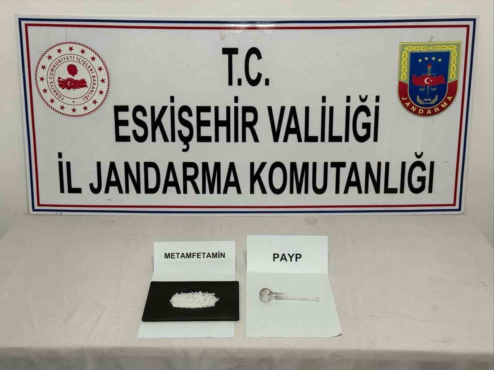 Uyuşturucu taşıyan şahıs yakalandı