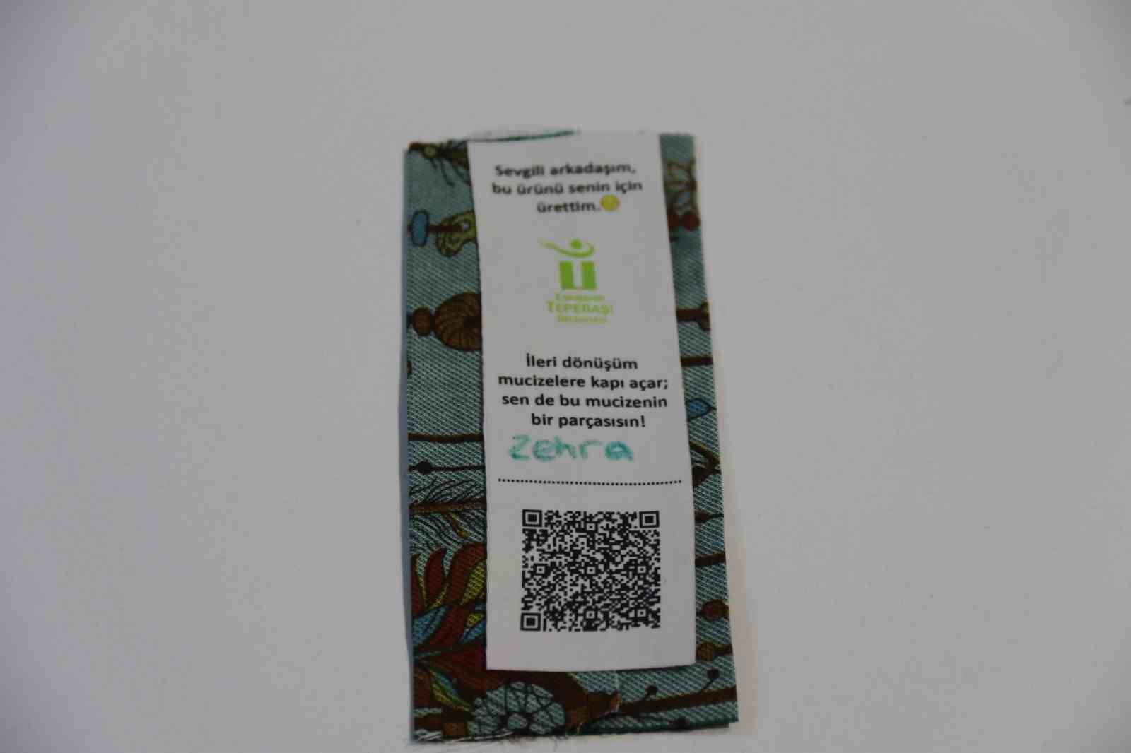 (Özel) Atık kumaşlardan kitap ayracı üretiyorlar