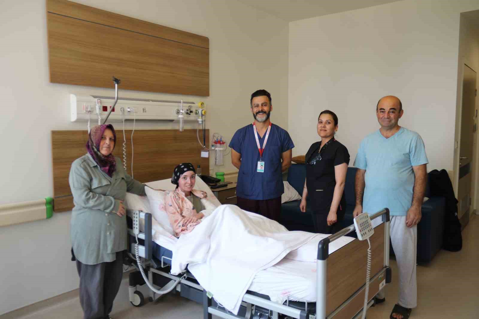 Kelebek hastalığının yanı sıra kanserle de mücadele eden Elif kurtarılamadı